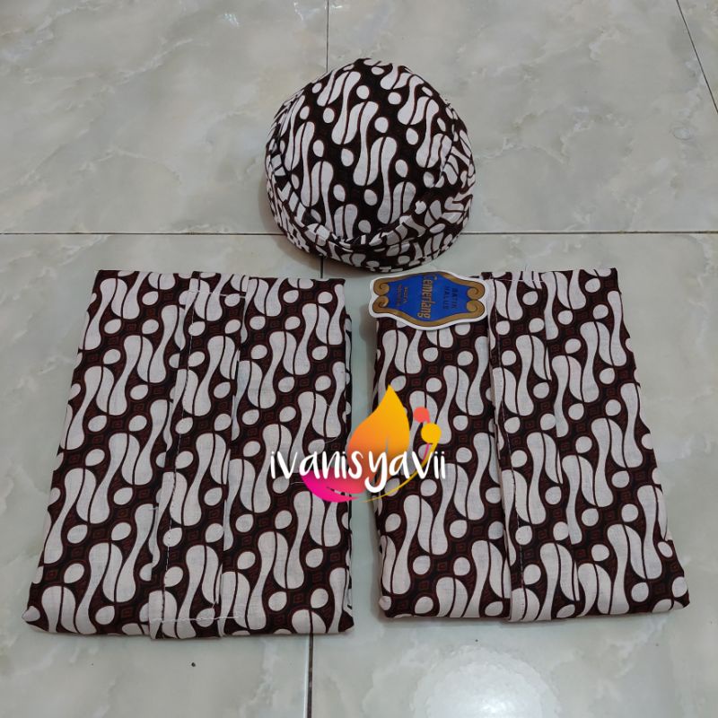 Set Jarik Cewek Cowok + Blangkon, Motif Lereng tanggung