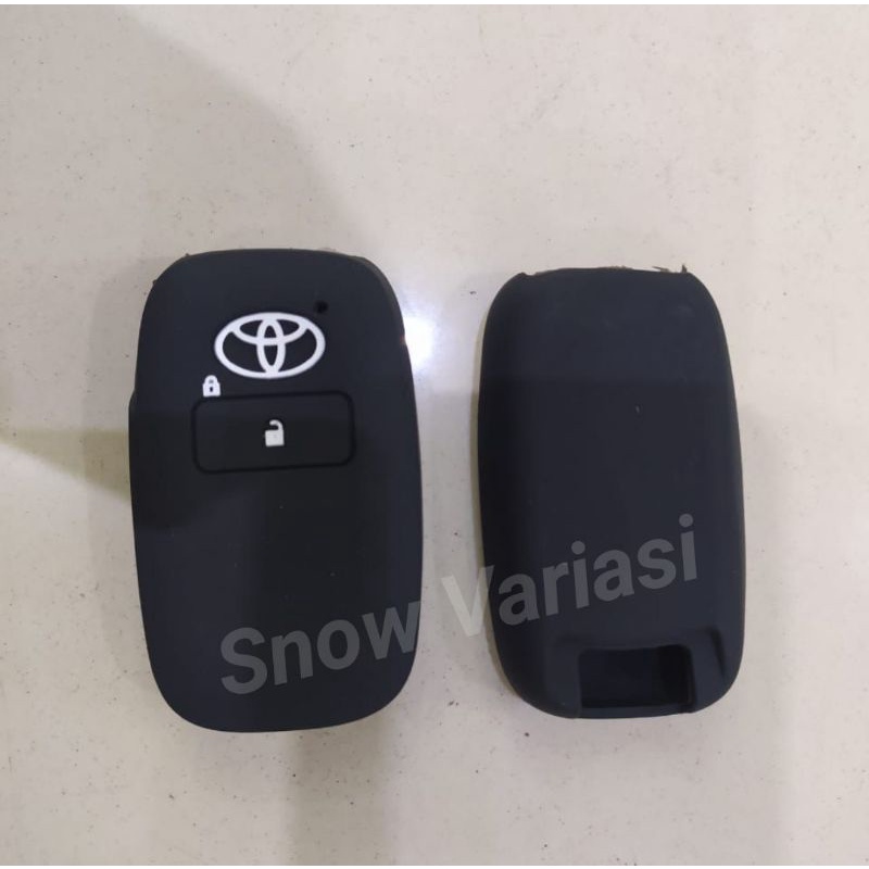 Silikon Kunci Silicon Remote Mobil Raize Hitam Merah