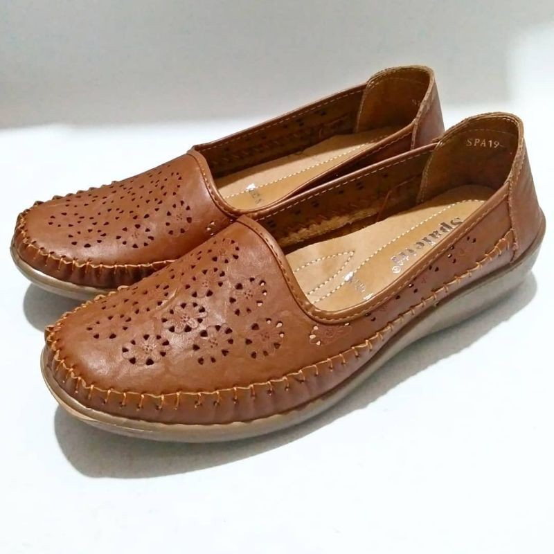 SPALETTI Sepatu Wanita - Sepatu Kulit - Sepatu Impor