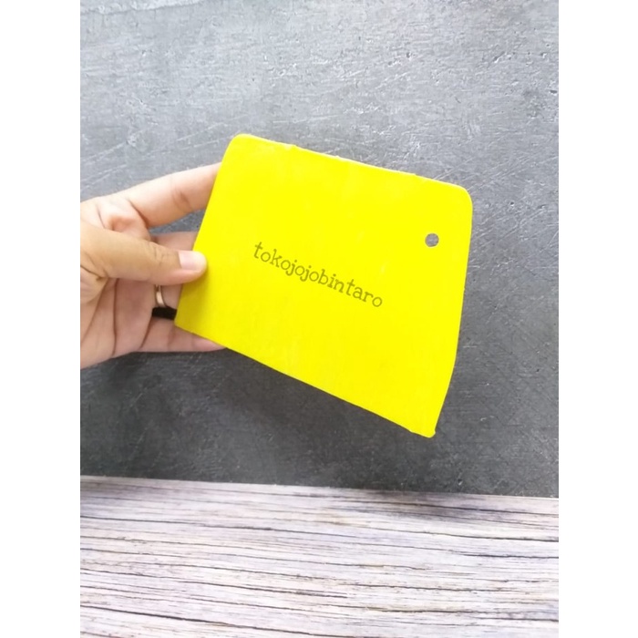

KUE-PENGHIAS-ALAT- SCRAPPER KUNING POLOS PERSEGI EKONOMIS / SCRAPER POLOS / G7KNG -ALAT-PENGHIAS-