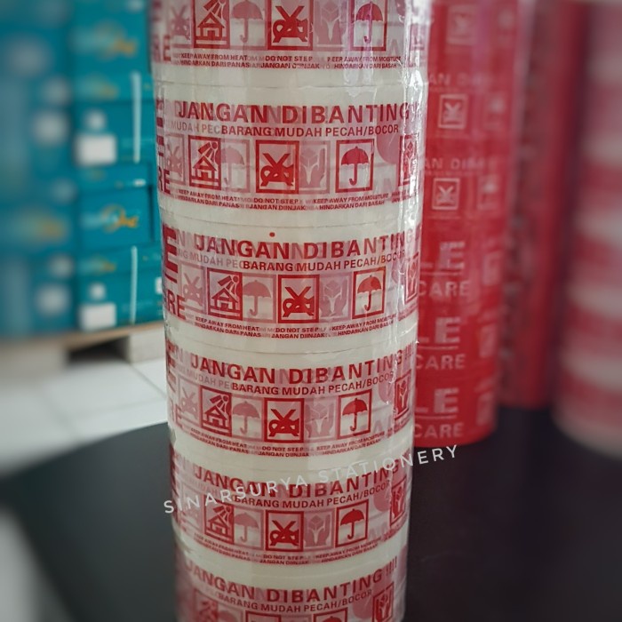 

Lucu Lakban Fortis Fragile /Jangan Dibanting Putih 2Inch 48Mm X 90Yard Terlaris