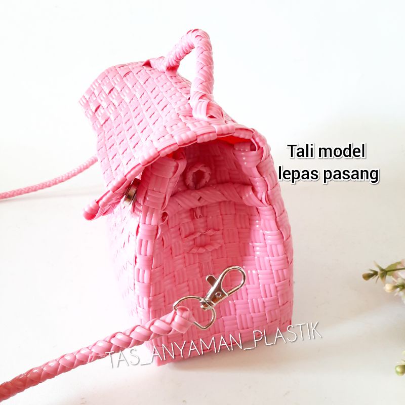 Tas Anyaman Wanita Selempang Tas Cantik Mini Souvenir READY