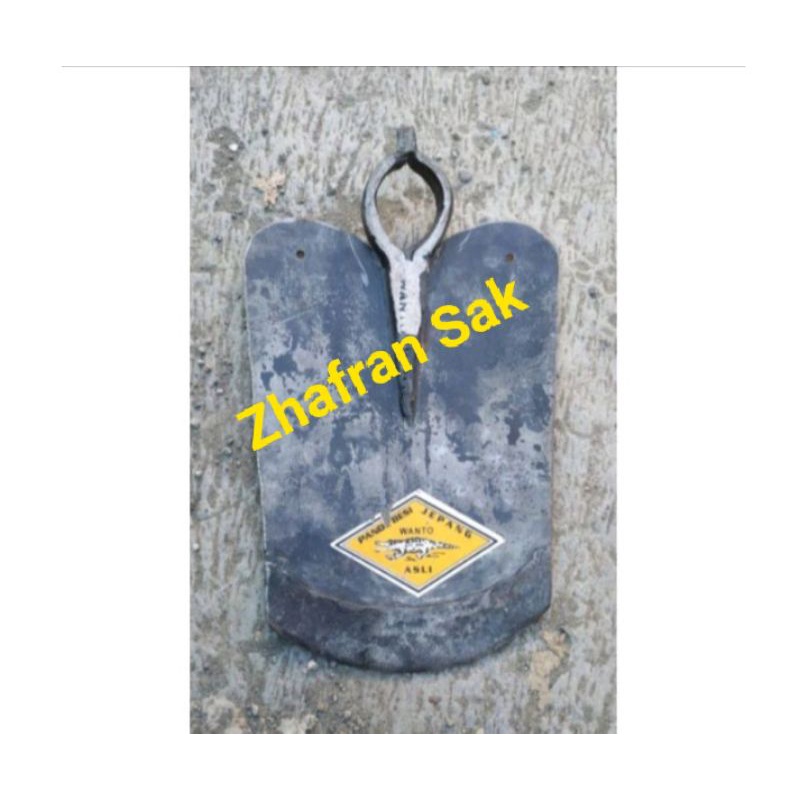 Cangkul/pacul model waru/jentir mbareng memel bunder besar