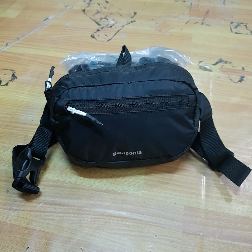 TAS PINGGANG PATAGONIA ULTRALIGHT WAISTBAG - BLACK