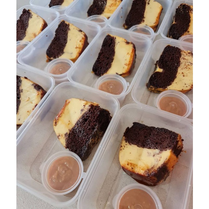 

(Sliced) Brownies Cheese Caramel