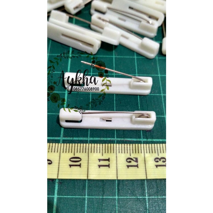 

3,5cm Isi 144pcs Peniti Plastik Pin Bros Nama Dada Nametag 1,5 Inchi