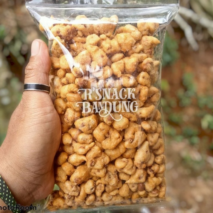 

cemilan kacang Bandung 250gr