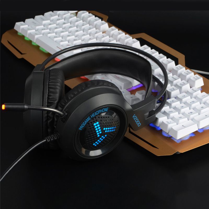 Pro Gaming Headset 7.1 RGB Mode LED Light with Microphone