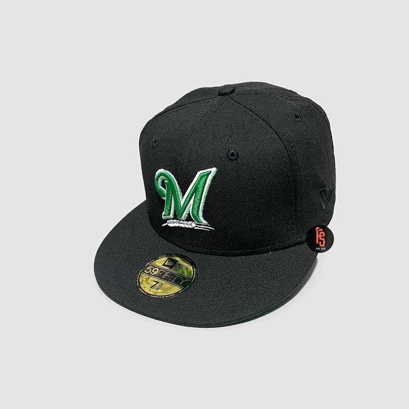 TOPI NEW ERA ORIGINAL 5950 ASG 2002 MILWAUKEE BREWERS BLACK UV GREEN