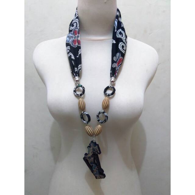 Kalung Batik Wayang 2