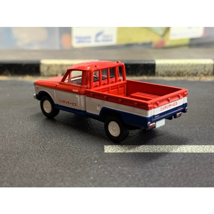 Tomica Limited Vintage LV-15c Datsun 1200 Truck