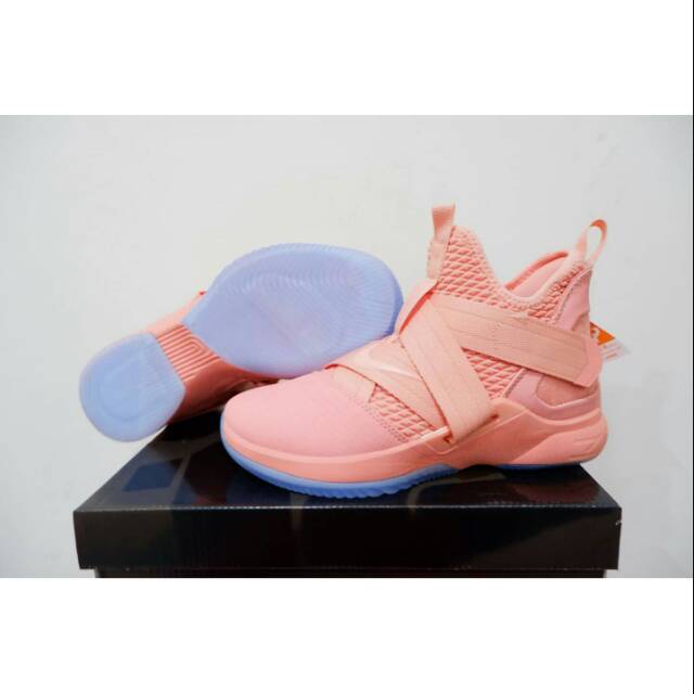 Jual Sepatu Basket LeBron Soldier 12 
