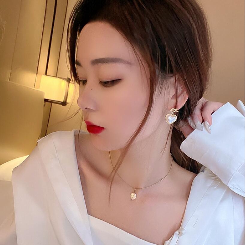 925 jarum perak Korea fashion kepribadian trendi anting-anting cinta Mutiara anting-anting selebriti