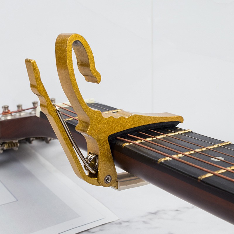 Capo Gitar Akustik Elektrik Cowboy 101