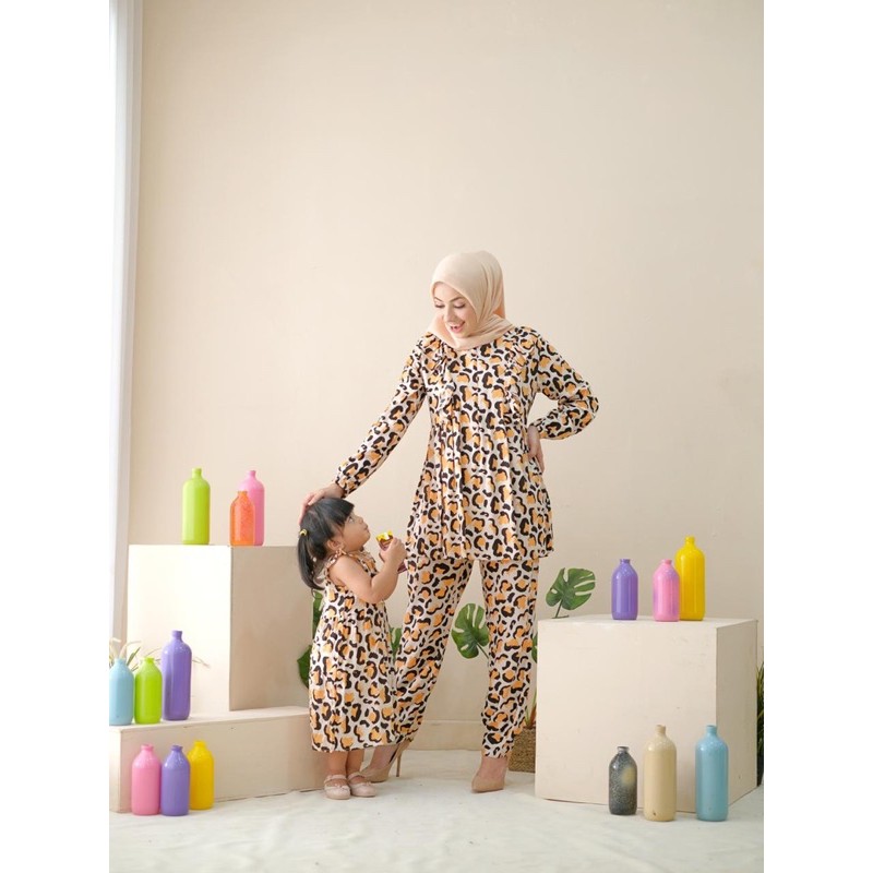 Ounadoutfit dress cow anak perempuan motif lucu nyaman / dress anak perempuan motif hewan / baju main anak perempuan / dress anak rayon motif