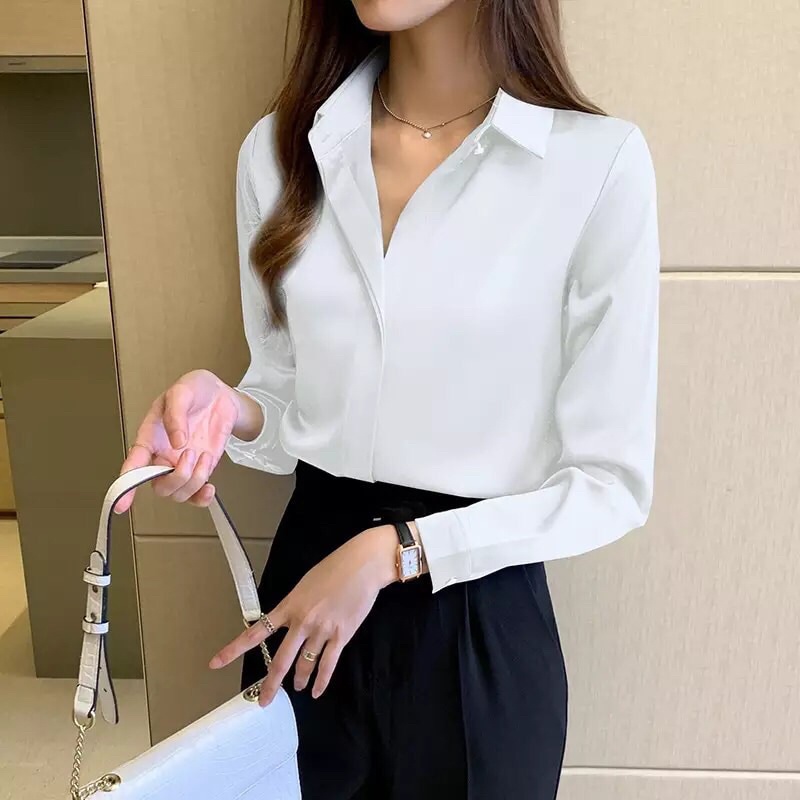 Kemeja Putih Wanita Lengan Panjang Satin Sutra