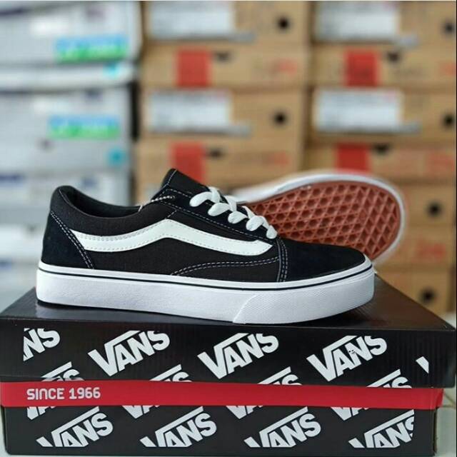 sepatu vans original made in usa