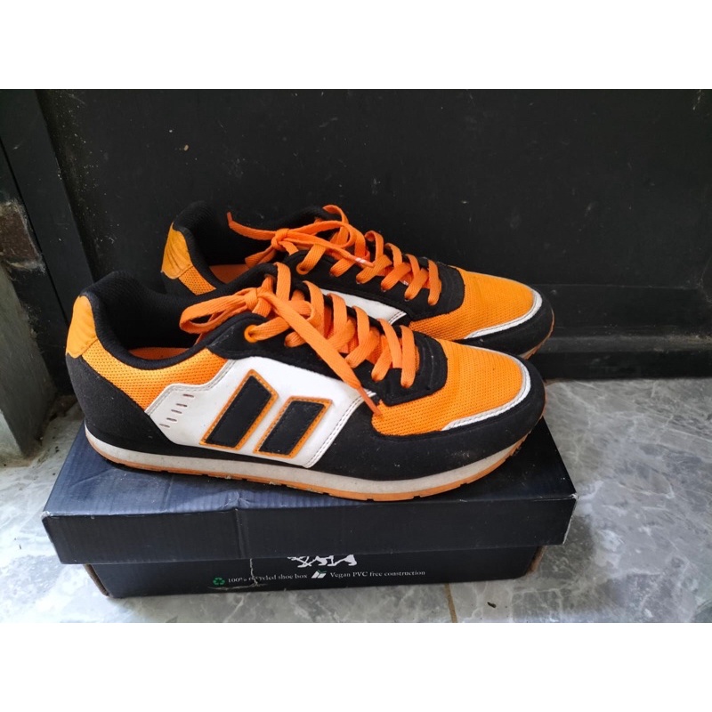 Macbeth fischer orange/black