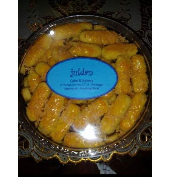 

KUE KEJU / KASTENGEL TERMURAH TERENAK HOME MADE