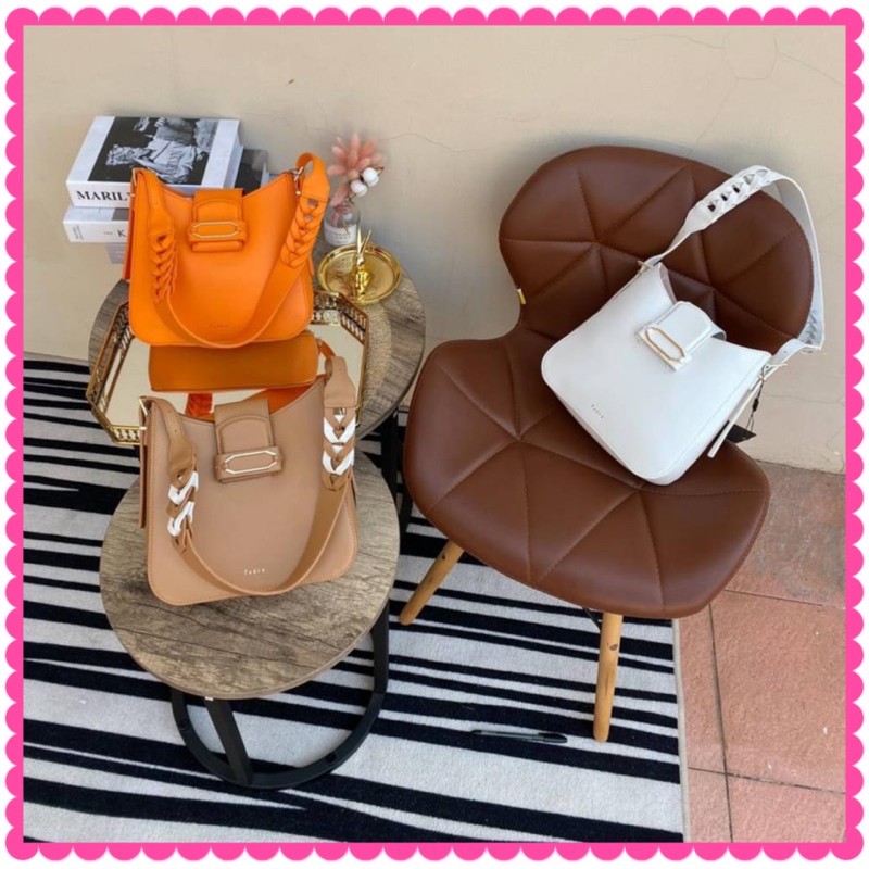 PEDRO BRAITED TEXTURED HOBO