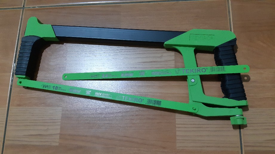 Tekiro Gergaji Besi Satu Set 12 Inch/ Gagang Gergaji Besi + Mata Gergaji 12