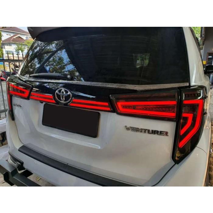 Stoplamp Innova Reborn Welcome led trunklip