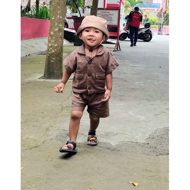 Baju safari anak topi buket setelan baju kemeja celana anak bayi zoo set