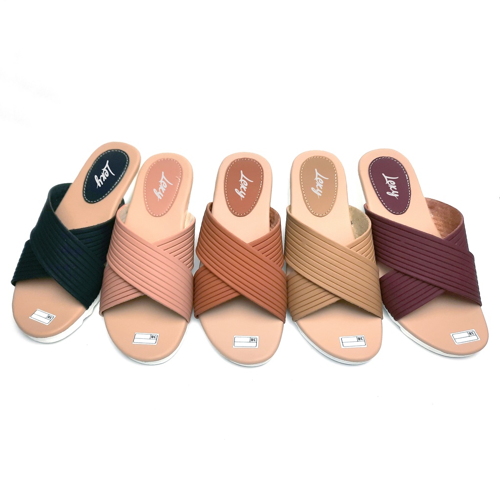 Sandal Wanita Lexy Silang Garis Leather Selop Hak Wedges