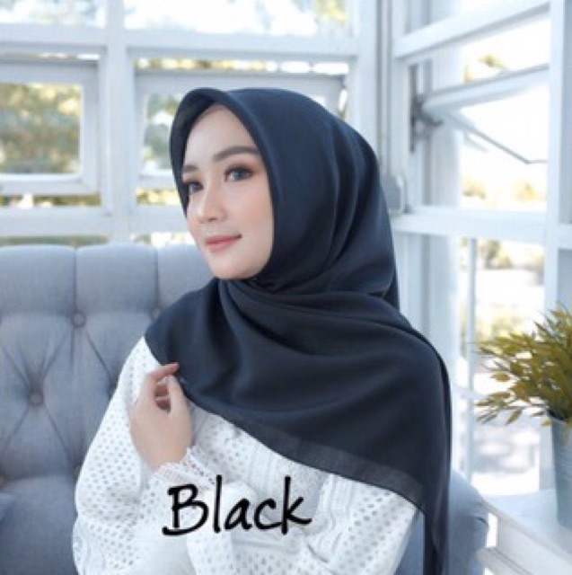 ALEA SQUARE | HIJAB SEGIEMPAT