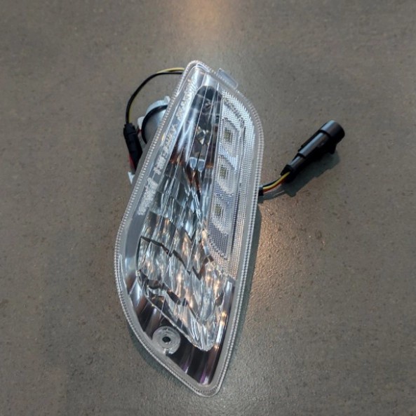 LAMPU LED DEPAN SEIN VESPA LX FACELIFT LX S 125 IGET ORIGINAL PIAGGIO