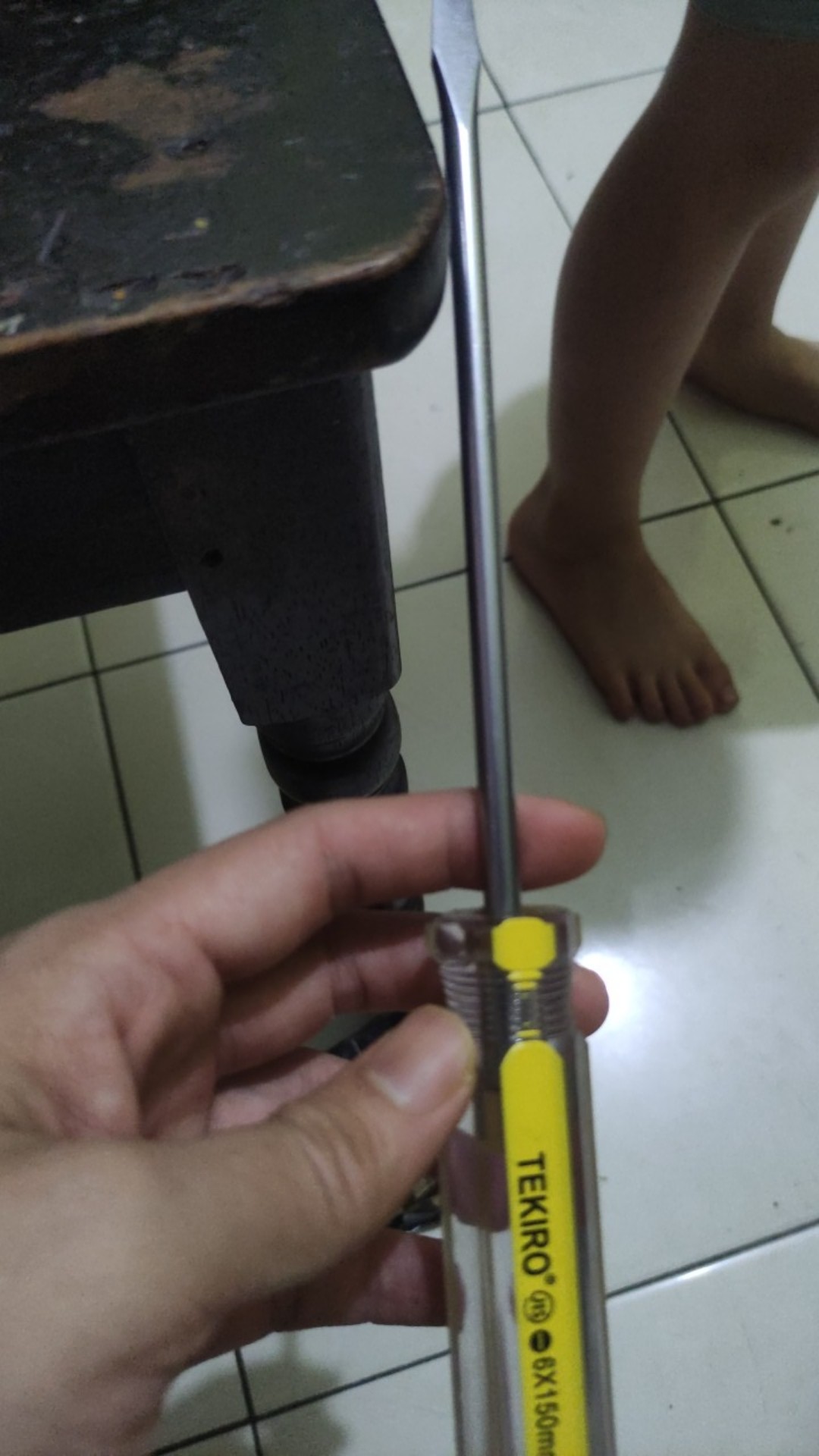 Obeng Gagang Kristal (-) Minus 6 Mm X 38 ~ 300 Mm / In Line Screwdriver Tekiro