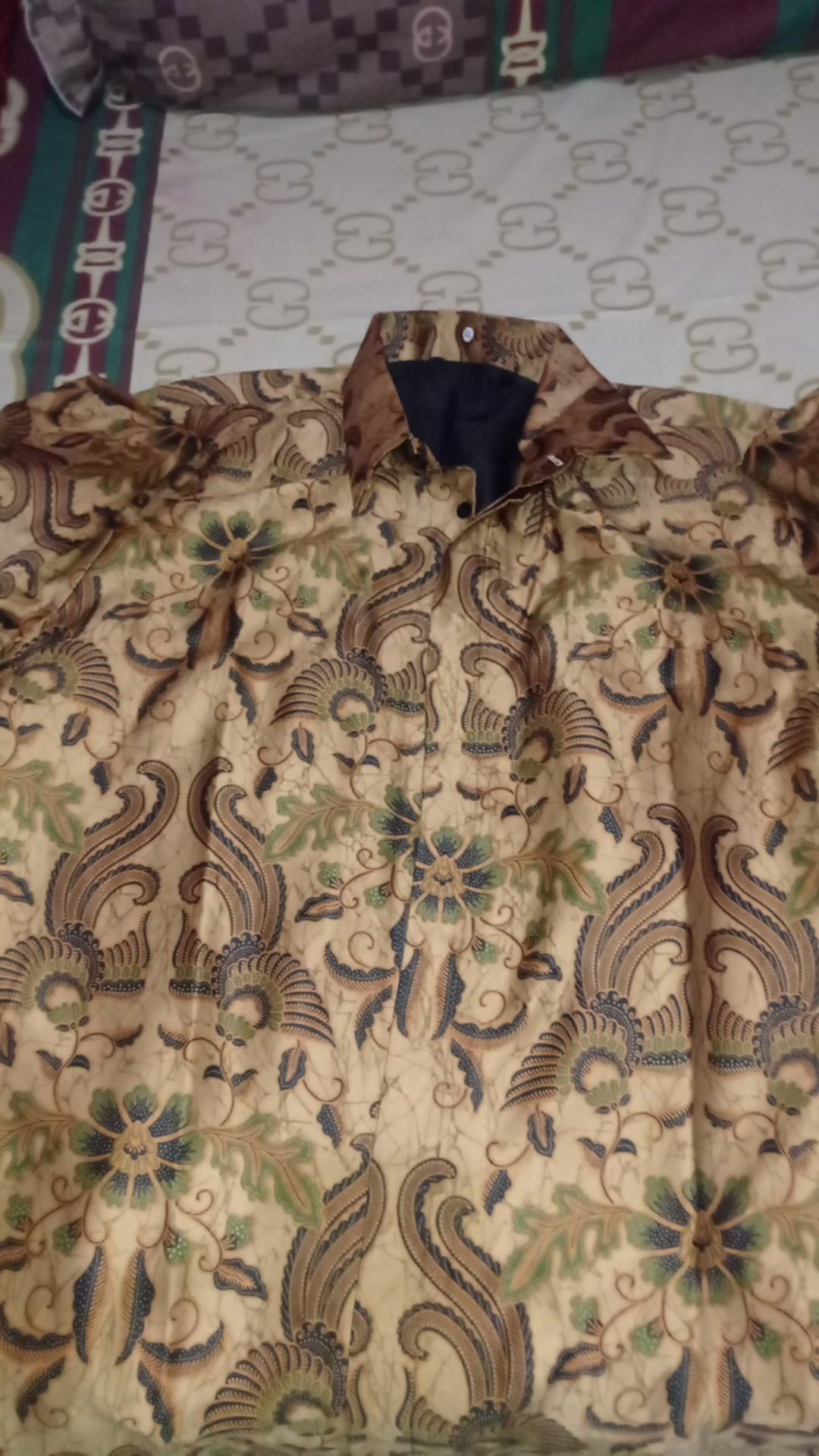 Kemeja Batik Semi Sutra Silky Premium Super Berfuring Batik Pekalongan Halus M L Xl Xxl Adem 0542988