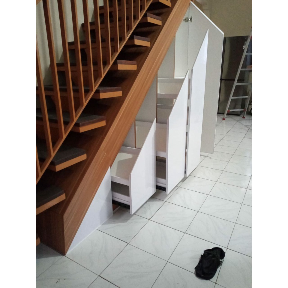 lemari bawah tangga kayu minimalis custom jakarta