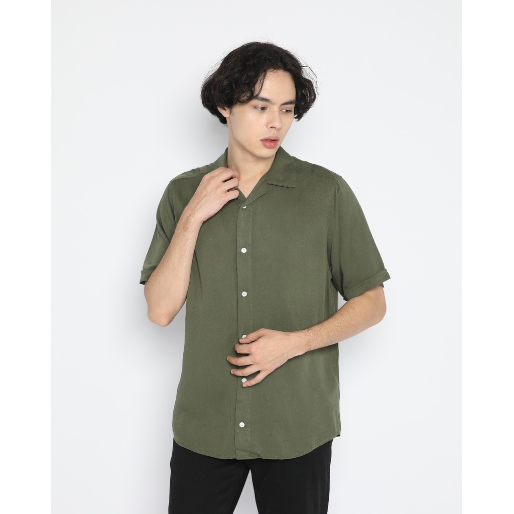 Kemeja Hawaii Pendek Pria kemeja Polos Kemeja Slimfit Kemeja Kasual Besic Kemeja Putih VNECK