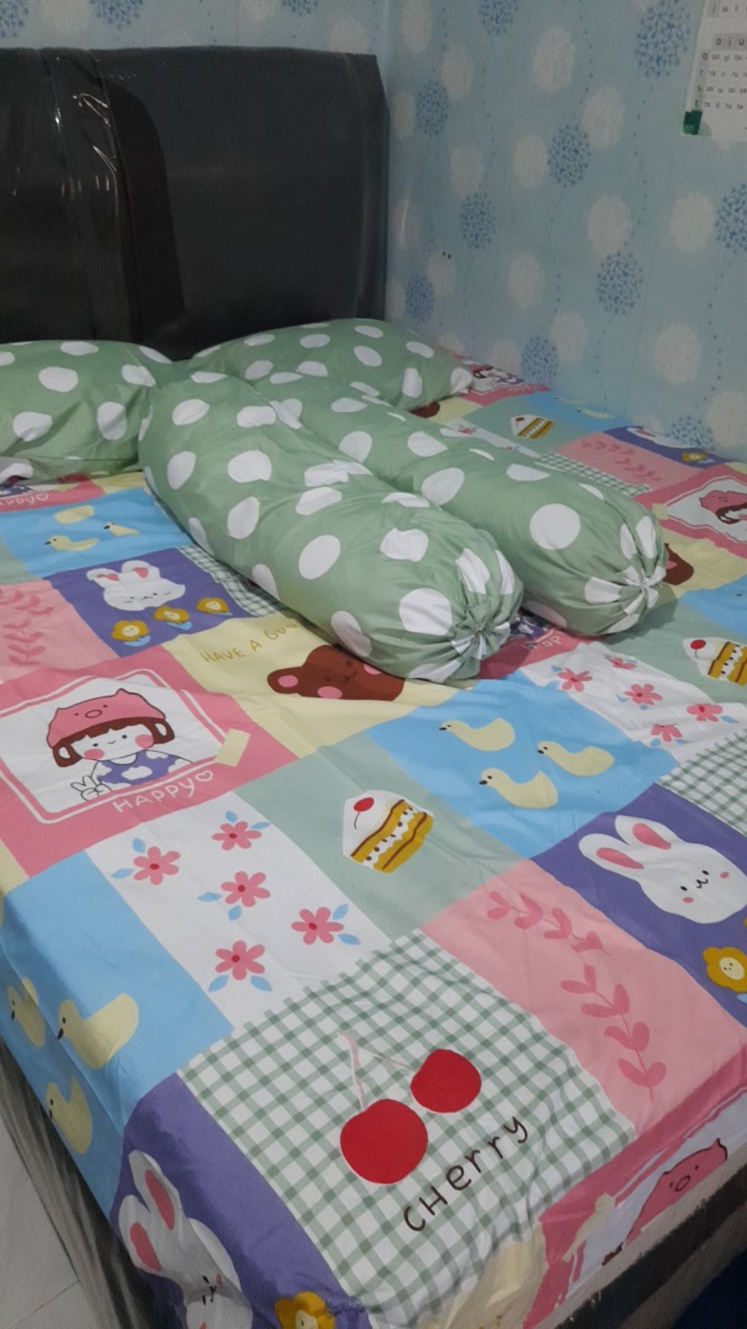 Kintakun Isthana - Sprei Kintakun Dluxe 160x200 - Caroline / Danielle / Spongebob Puzzle