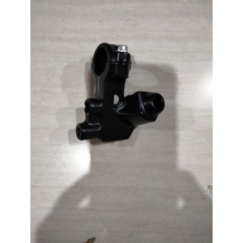 Kleman/rumah handel kiri Satria Fu 150 New