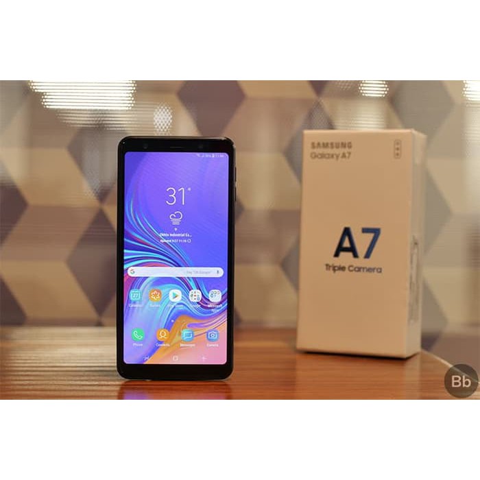 Samsung Galaxy A7 2018 Smartphone [128GB/ 6GB] Garansi Resmi SEIN