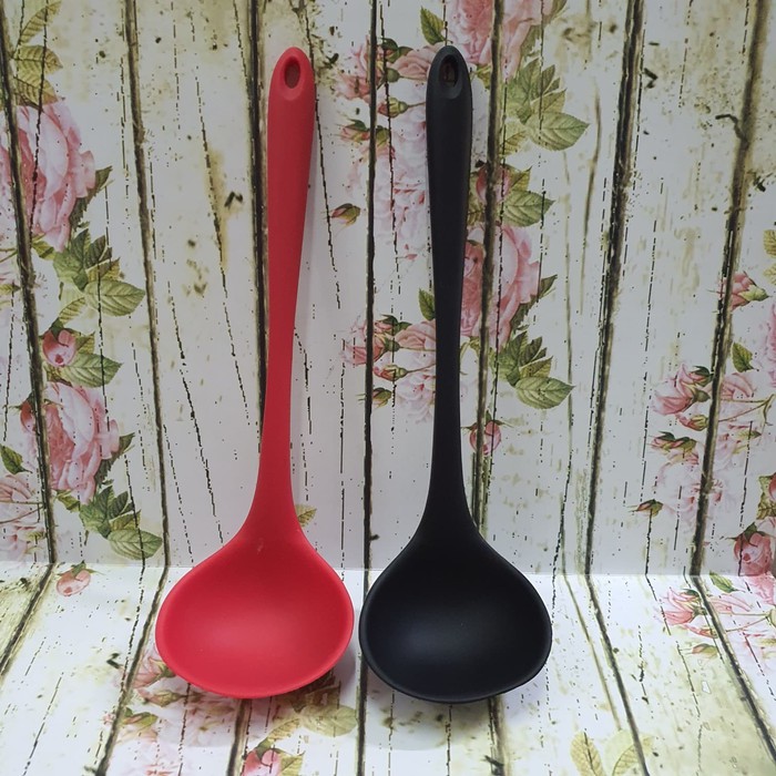 medium silicone cooking ladle  / centong silikon /sendok sayur sop/centong size 29cm