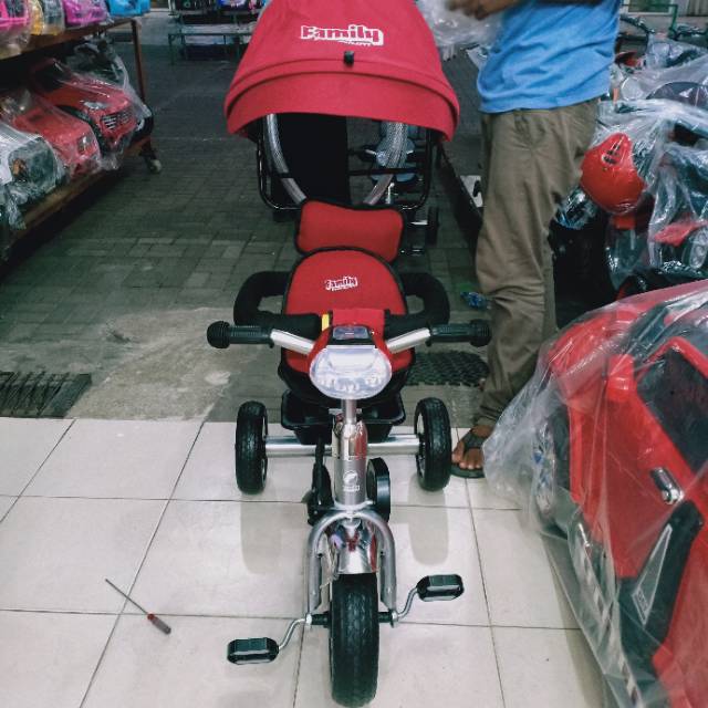 SEPEDA RODA TIGA FAMILY  F8102