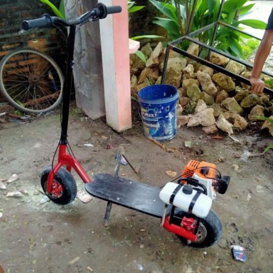 goped, scooter, autoped custom rakitan pakai mesin Rumput