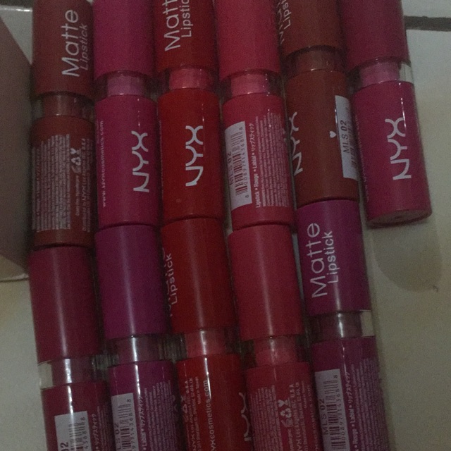 Nyx lip matte glosi