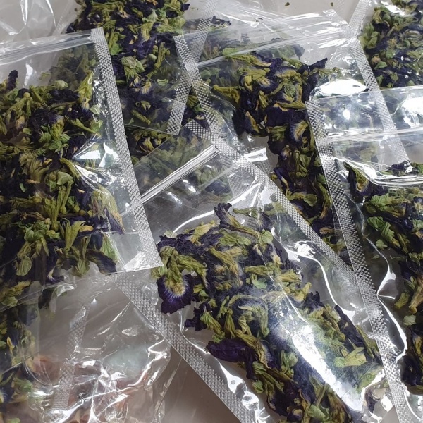 

BUTTERFLY PEA TEA - WEDANG TEH KEMBANG BUNGA TELANG UNGU KERING ORGANIK 100GR