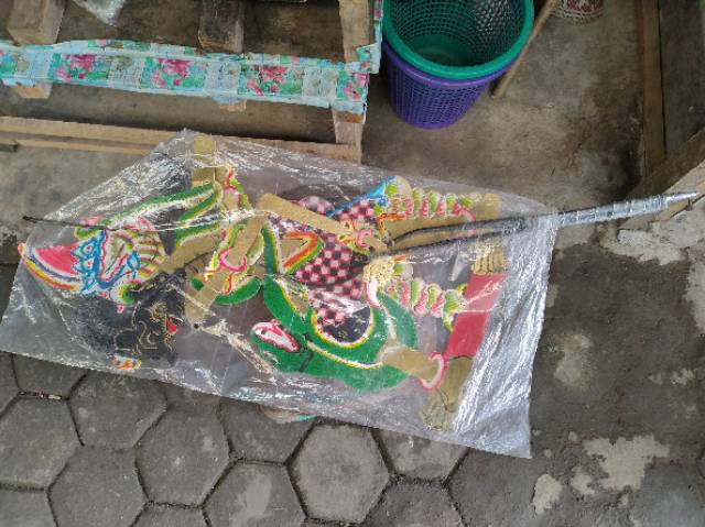 (BISA COD) KERAJINAN WAYANG KULIT RADEN BRATASENA BESAR 40x30 cm UNTUK DALANG DEWASA WAYANG RAKSASA