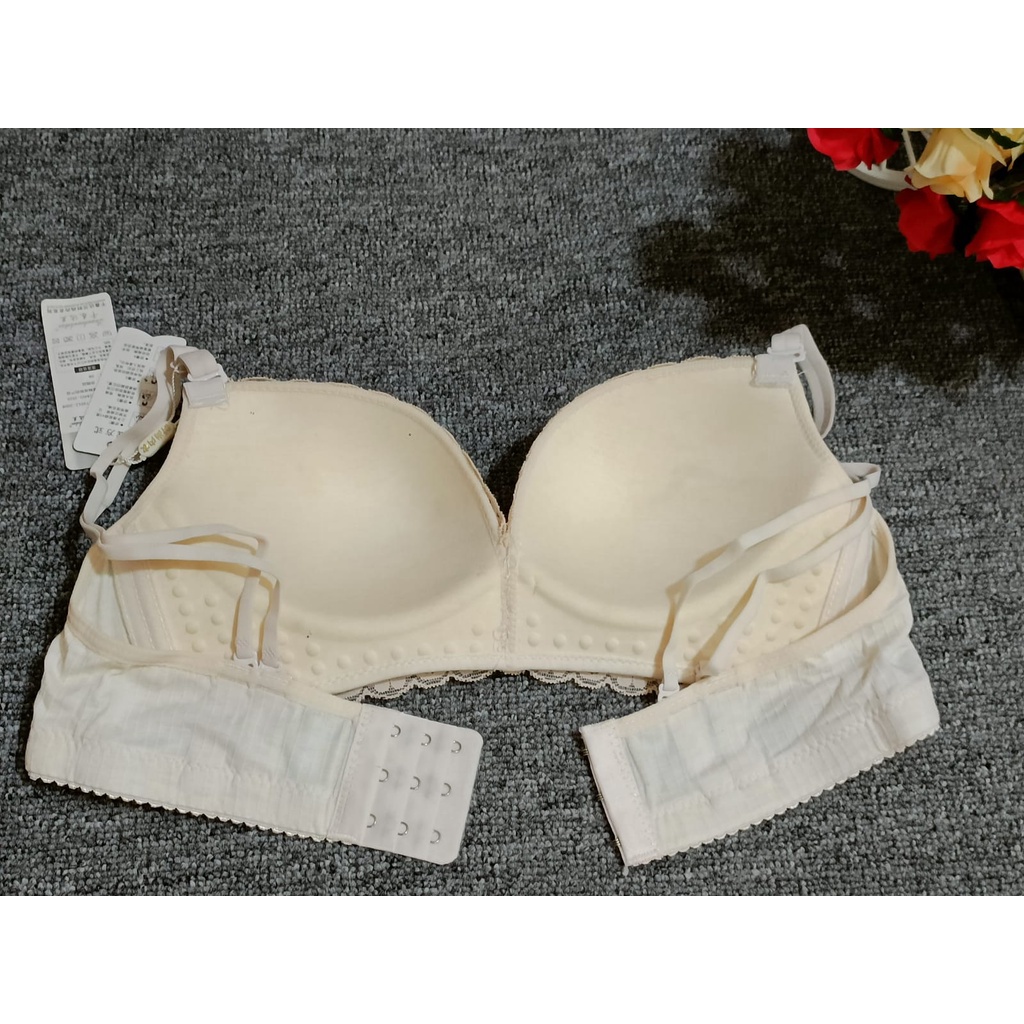 BRA/ BH WANITA 2223# TIDAK ADA KAWAT, BUSA SEDANG SIZE 34-38