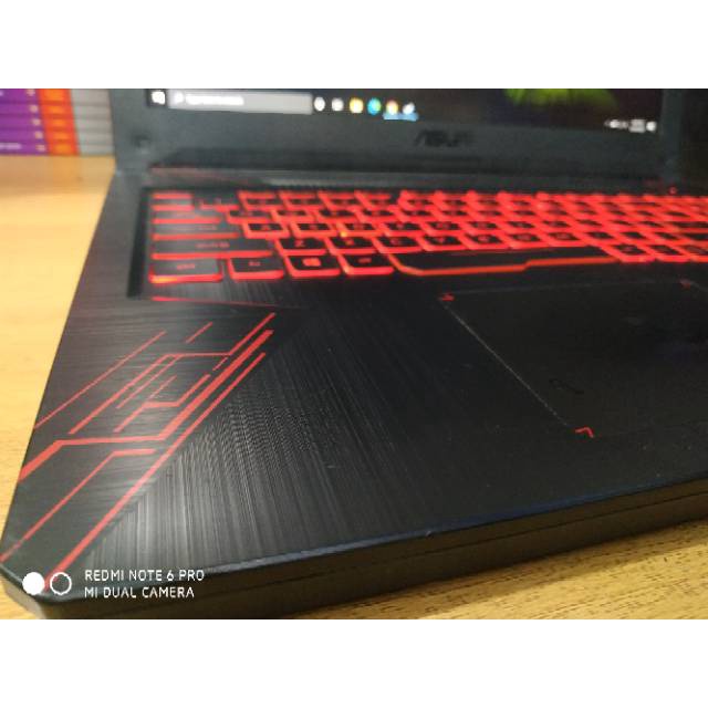 Beli laptop gaming bekas