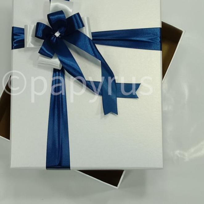 

PAPYRUS 25x30 Tinggi 5cm Kotak Kado Gift Box Hadiah KOTA KADO