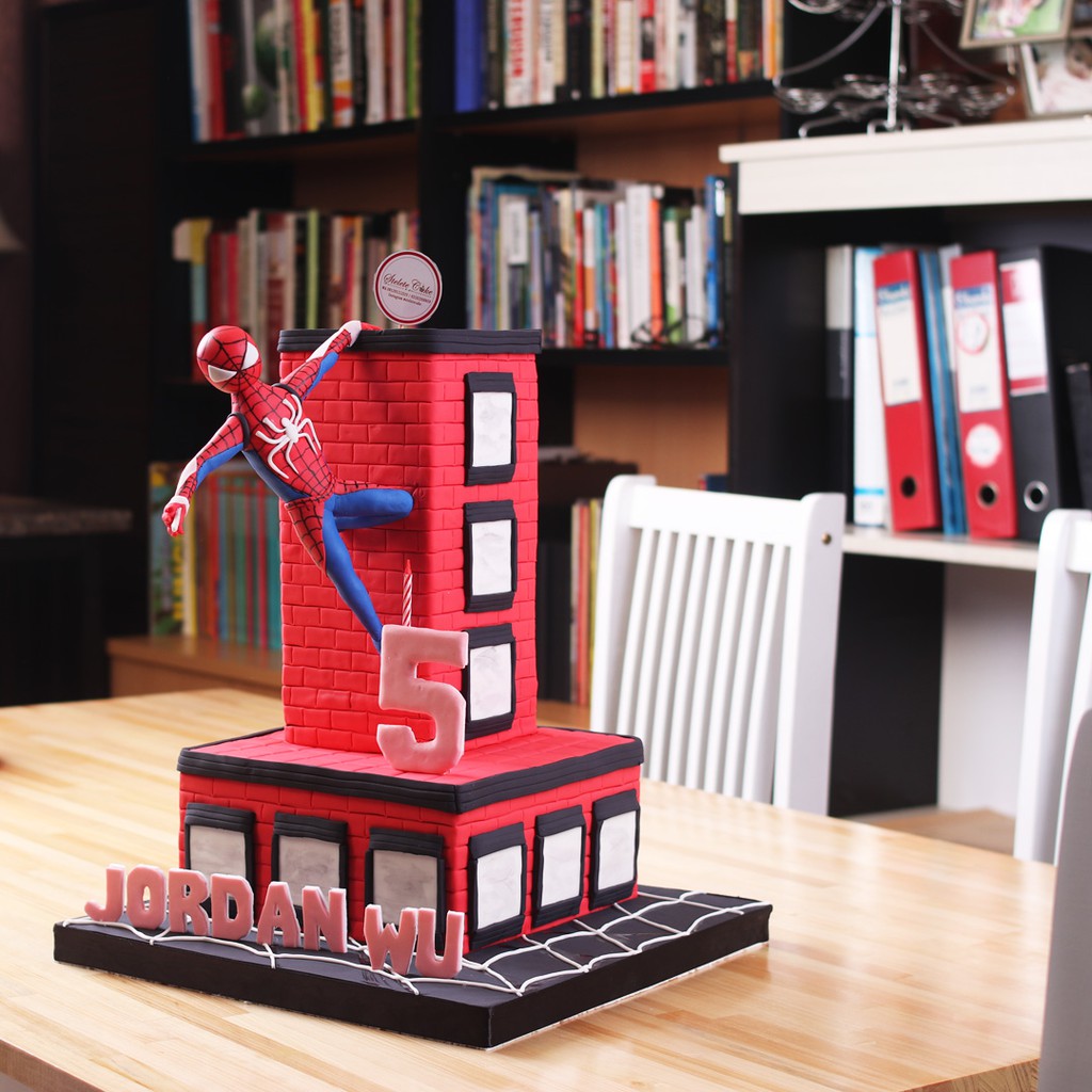

Kue Ulang Tahun Spiderman di gedung / MOHON BACA KETERANGAN