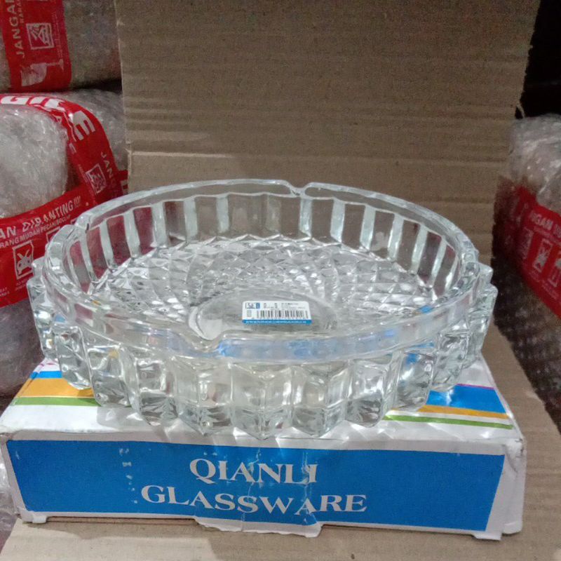 asbak kaca kristal bulat besar motif bergerigi