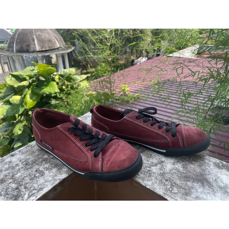 MACBETH RED SUEDE RARE ORIGINAL PRELOVED SECOND BEKAS