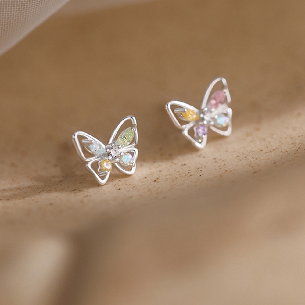 Anting Stud Desain Kupu-Kupu Hollow Aksen Kristal Warna-Warni Untuk Wanita